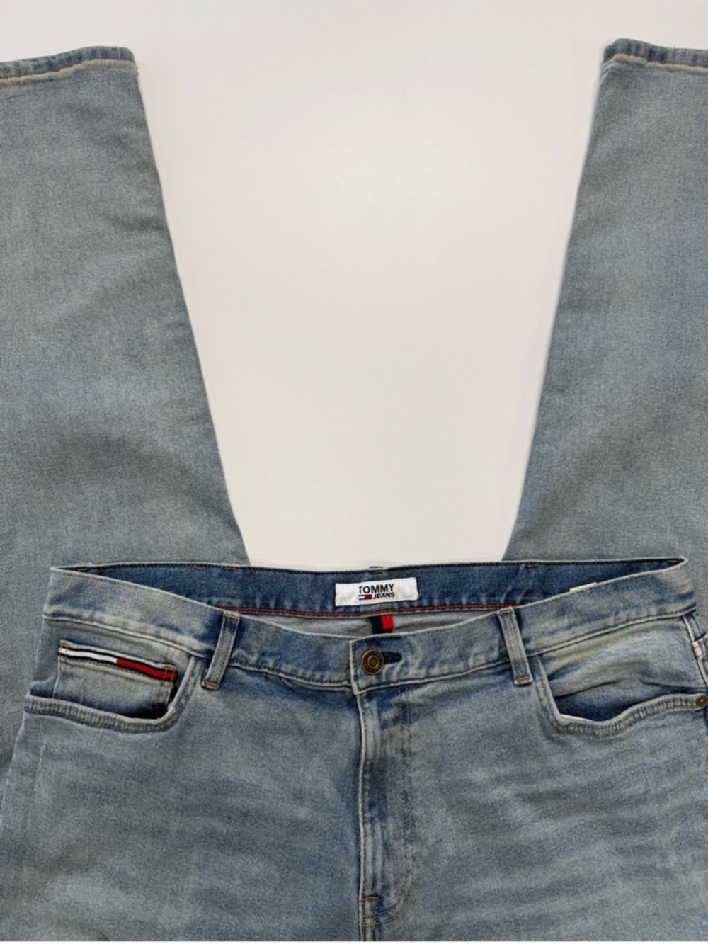 Men’s Tommy Hilfiger Jeans Skinny Distressed 42 / 32